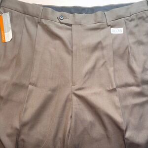 Savane Mens Brown Pleated Straight Fit Dress Pants 44x28 Comfort Waist NWT